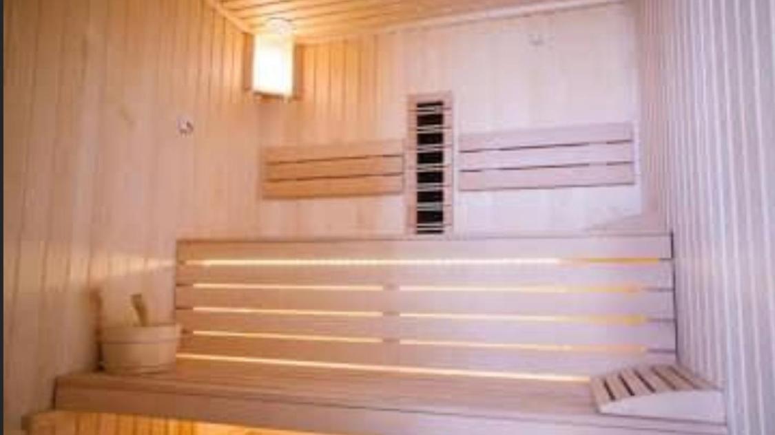 Apartament Rebeca Lux By Alezzi Beach Resort นาโวดาริ ภายนอก รูปภาพ