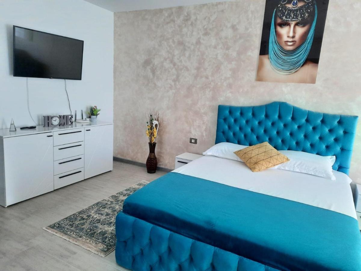 Apartament Rebeca Lux By Alezzi Beach Resort นาโวดาริ ภายนอก รูปภาพ